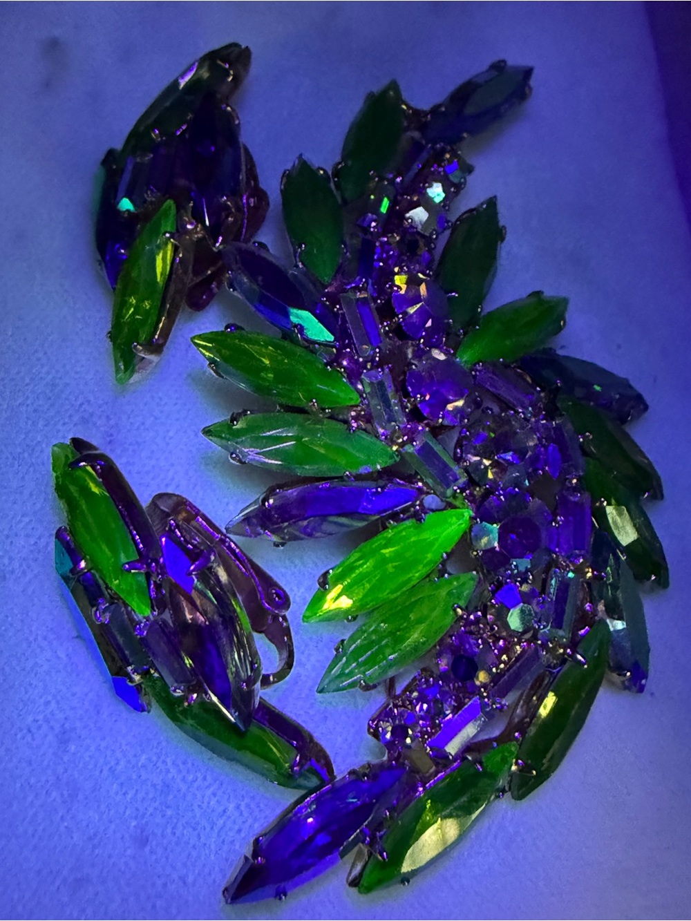 Glowing Green AB Crystal Leaf Brooch Set